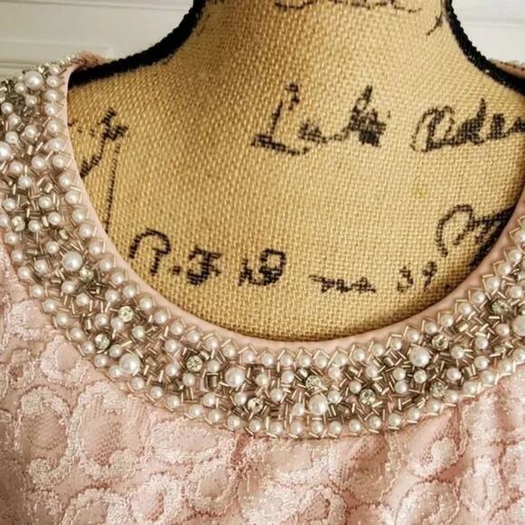 R&M RICHARD'S faux pearl‎ and crystal beaded lace top plus size 20W - Picture 3 of 7